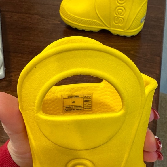 CROCS Toddler Bright Yellow Rain Boots - Picture 2 of 6